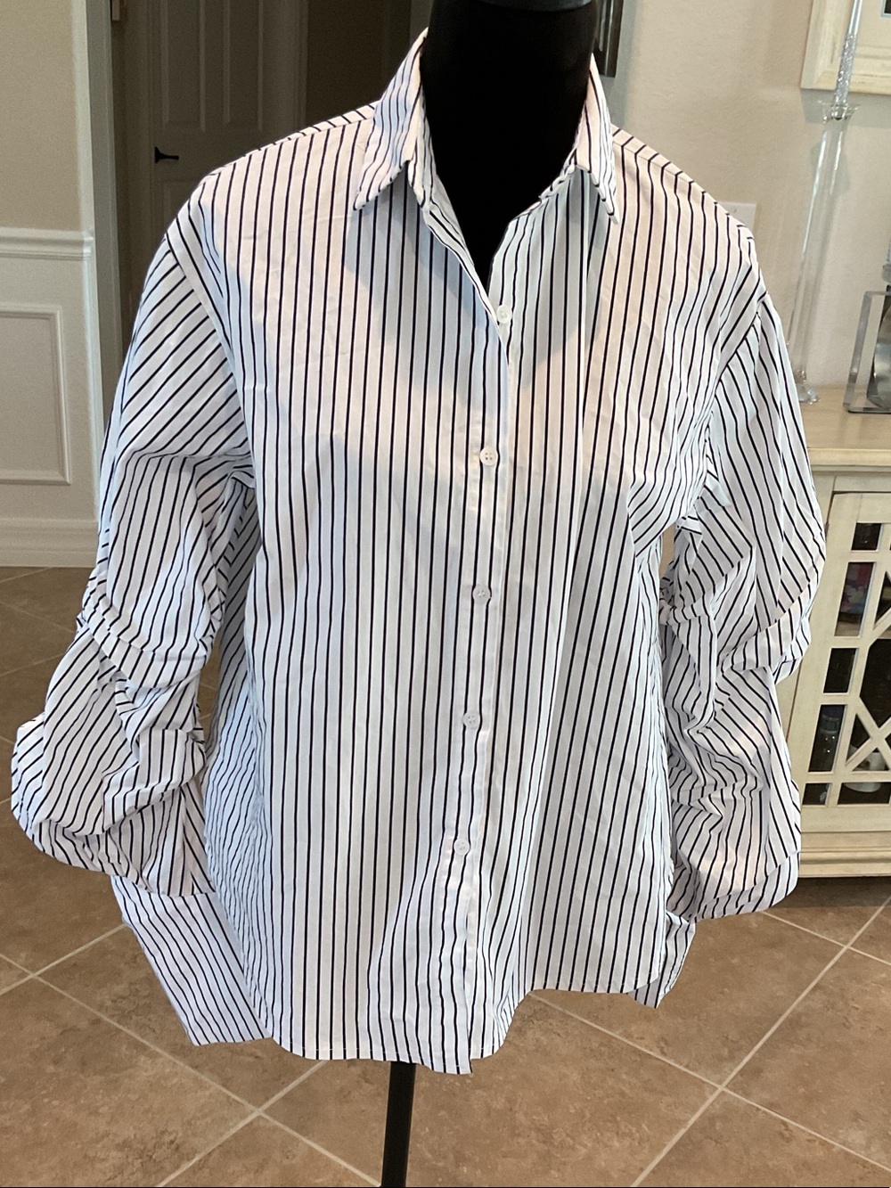 STYLE MAFIA Striped button down with voluminous sleeves, black/white, size S/M